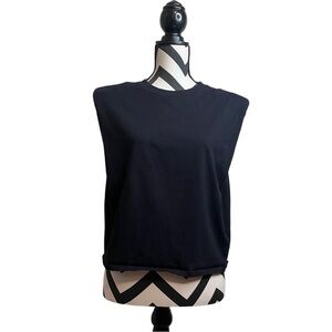 Aritzia Babaton Shoulder Pad Cropped Sz XS T-Shirt